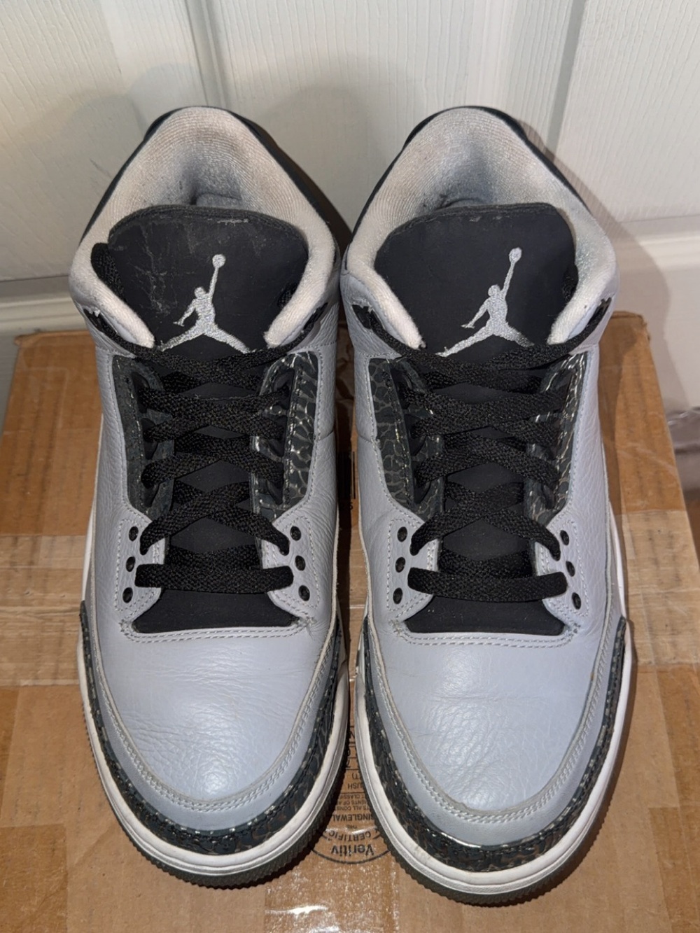 Air Jordan 3 Retro "Wolf Grey" Size 10
